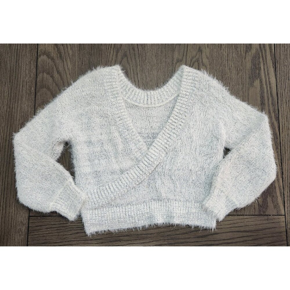 Urban Outfitters Brushed Knit Deep V-Neck Sweater Ivory w/Hint of Blue Fuzzy Med